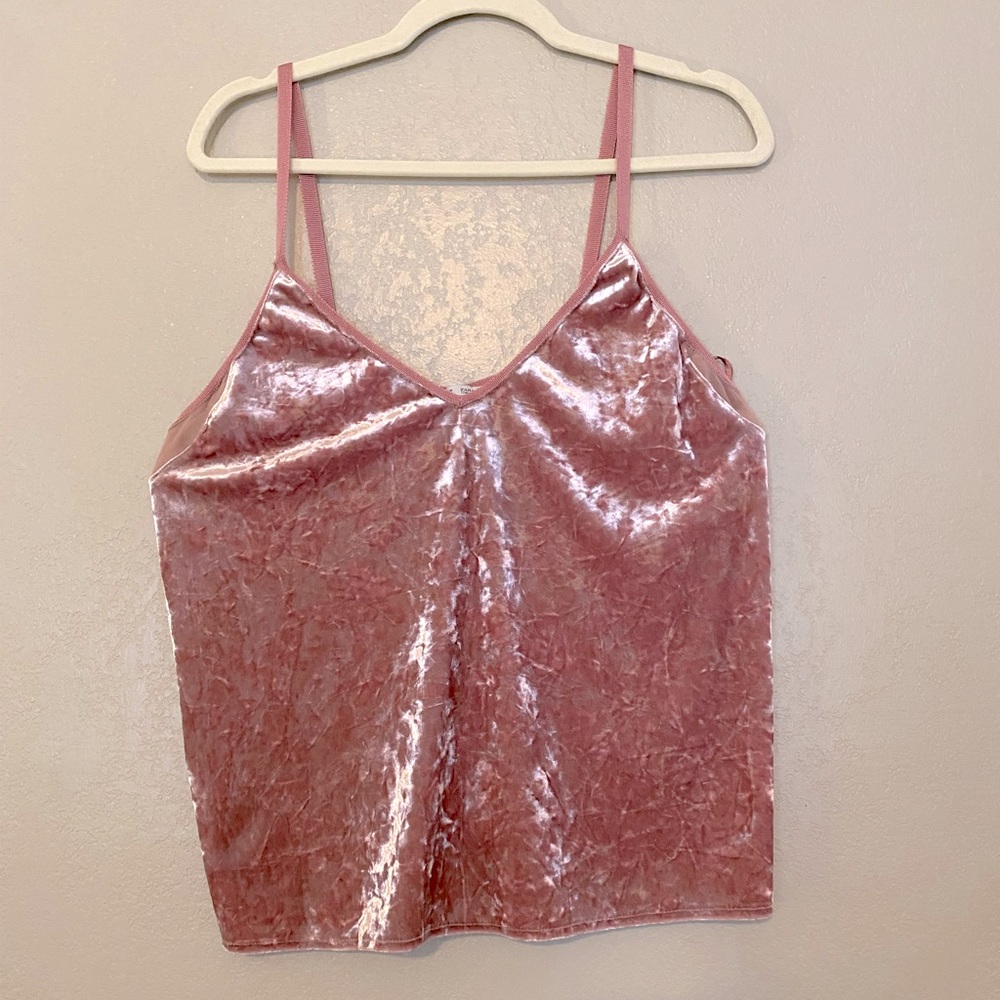 Zara • pink velvet tank top